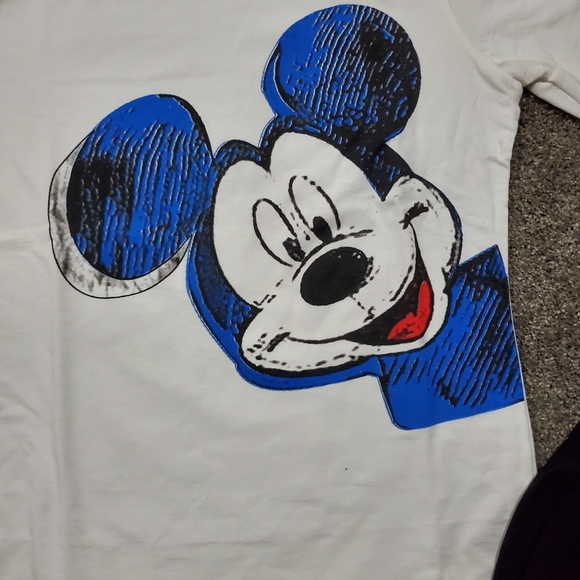 SUITS - Picture 4 of 5